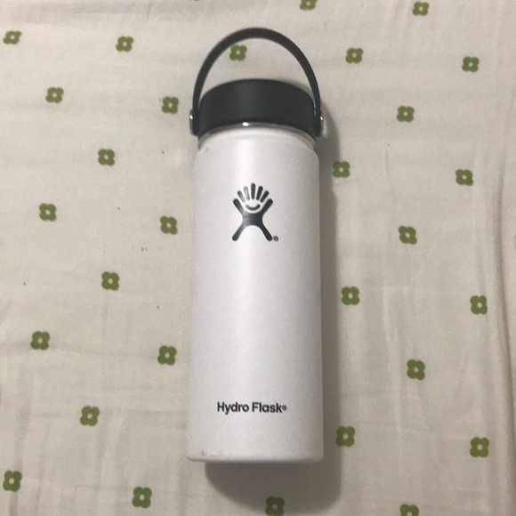white 18 oz hydro flask